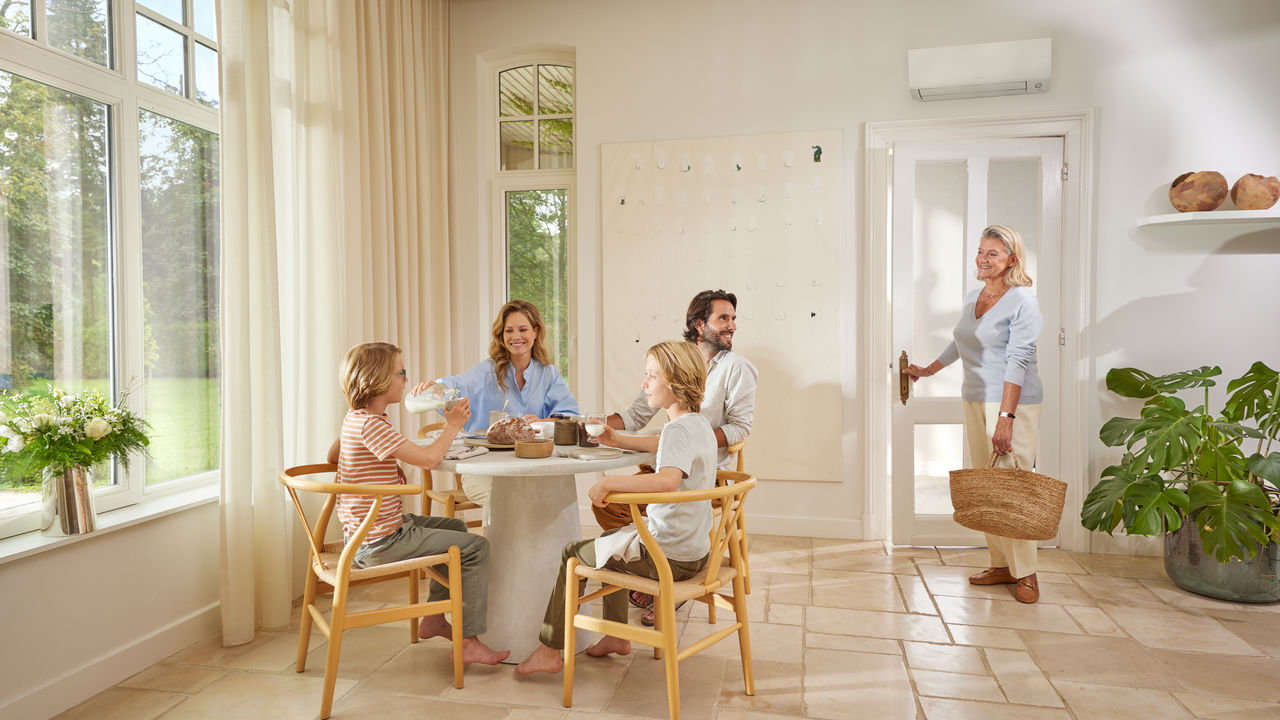 Perfera All Seasons installed in living room for comfortable temperature